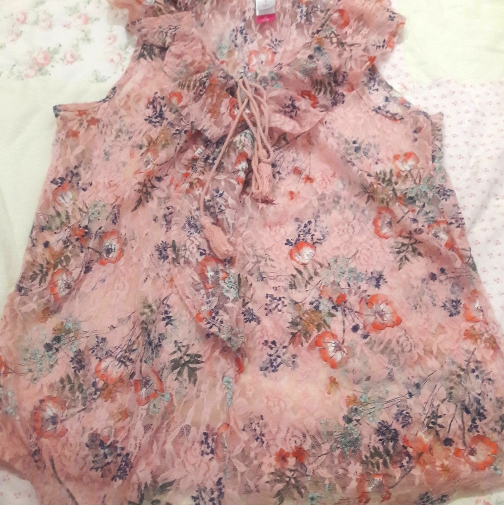 Lace tank top